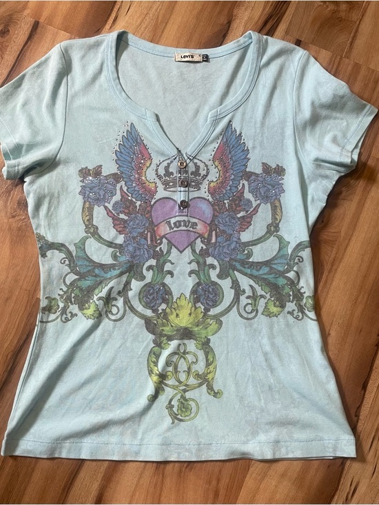 Levi's Tops - Rare Vintage Levi’s Graphic T-Shirt Blue Y2K Winged Heart Crown Notched Sz L
